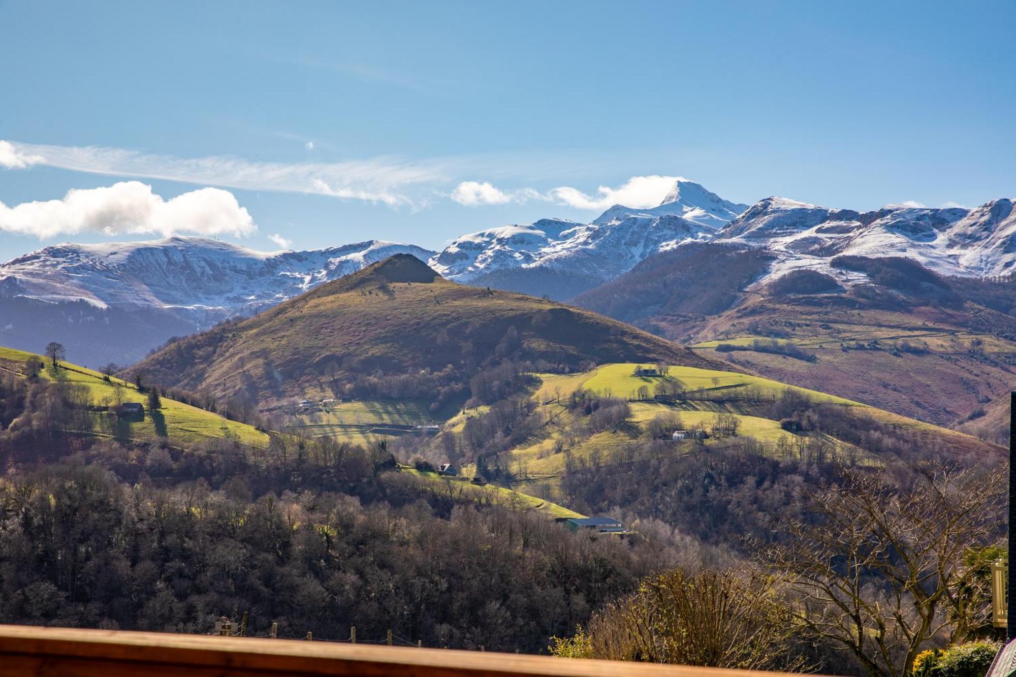 Chalet Dans Les Hautes- Pyrenees Entre Lourdes Et Bagneres Calme Et Vue Magnifique Arrodets-ez-Angles المظهر الخارجي الصورة